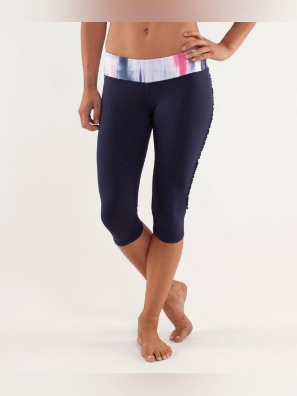 lululemon athletica Navy Capri Leggings with Multicolor Waistband size 2